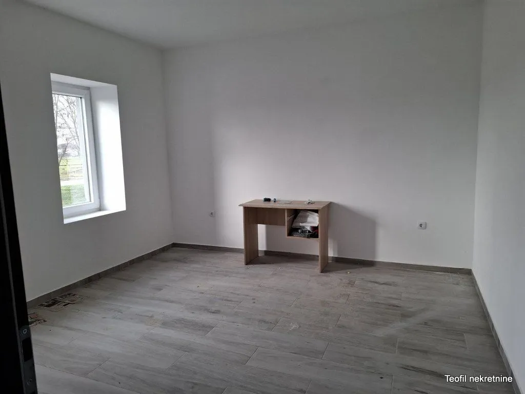 Sale, house, 200m², Karlovčić, Pećinci