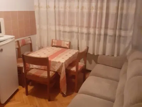 Izdavanje, jednosoban stan, 55m2, Palilula, Niš Izdavanje, jednosoban stan, 55m2, Palilula, Niš
