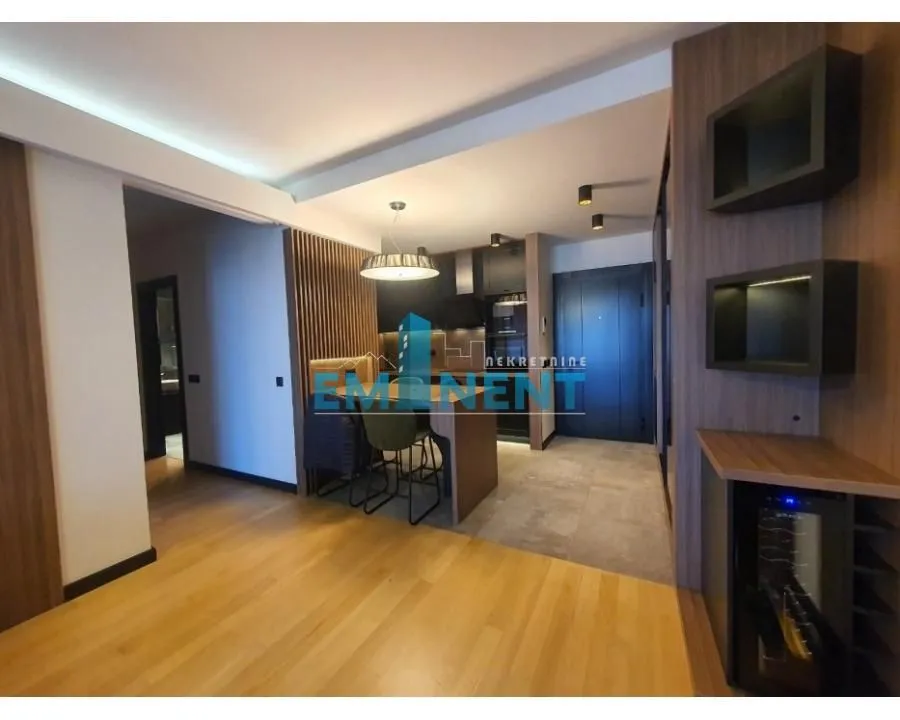 Rent, three bedroom apartment, 82m², Novi Beograd Blok 65, Novi Beograd Sve Podlokacije