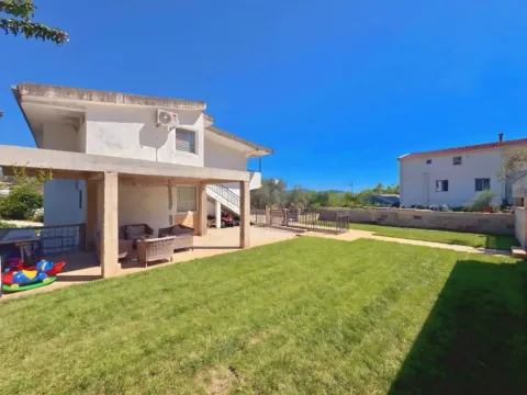 Rent, studio apartment, 30m², Zeleni Pojas, Bar - image 10