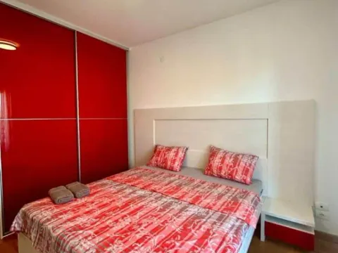 Prodaja, jednosoban stan, 51m², City Kvart, Podgorica - image 6