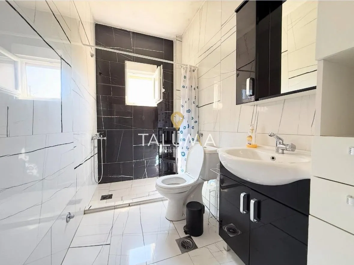 Rent, house, 147m², Donji Kokoti, Podgorica