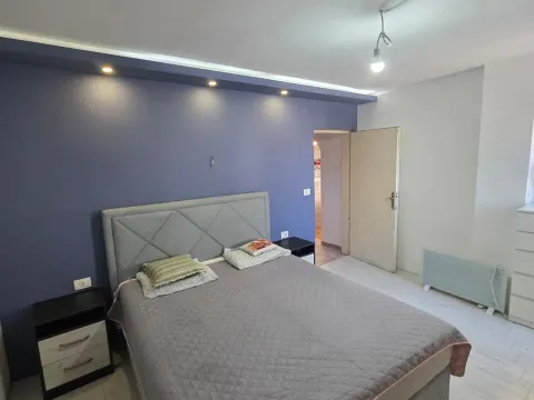 Prodaja, kuća, 86m², Stari Aerodrom, Podgorica - image 16