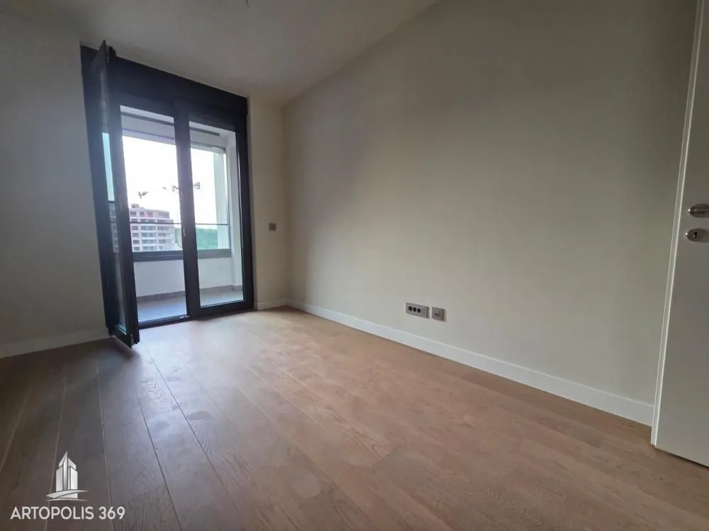 Prodaja, dvosoban stan, 54m², Novi Beograd Blok 65, Novi Beograd Sve Podlokacije
