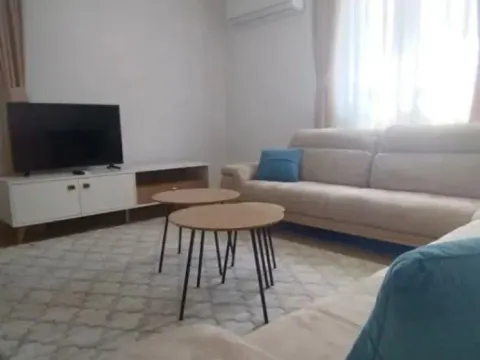 Izdavanje, trosoban stan, 110m², Zagorič, Podgorica - image 5