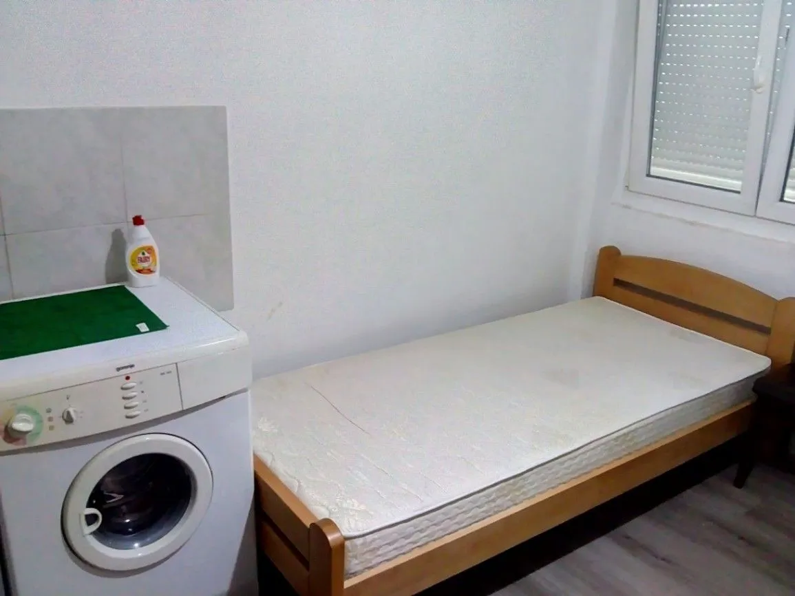 Rent, studio apartment, 12m², Kanarevo Brdo, Beograd