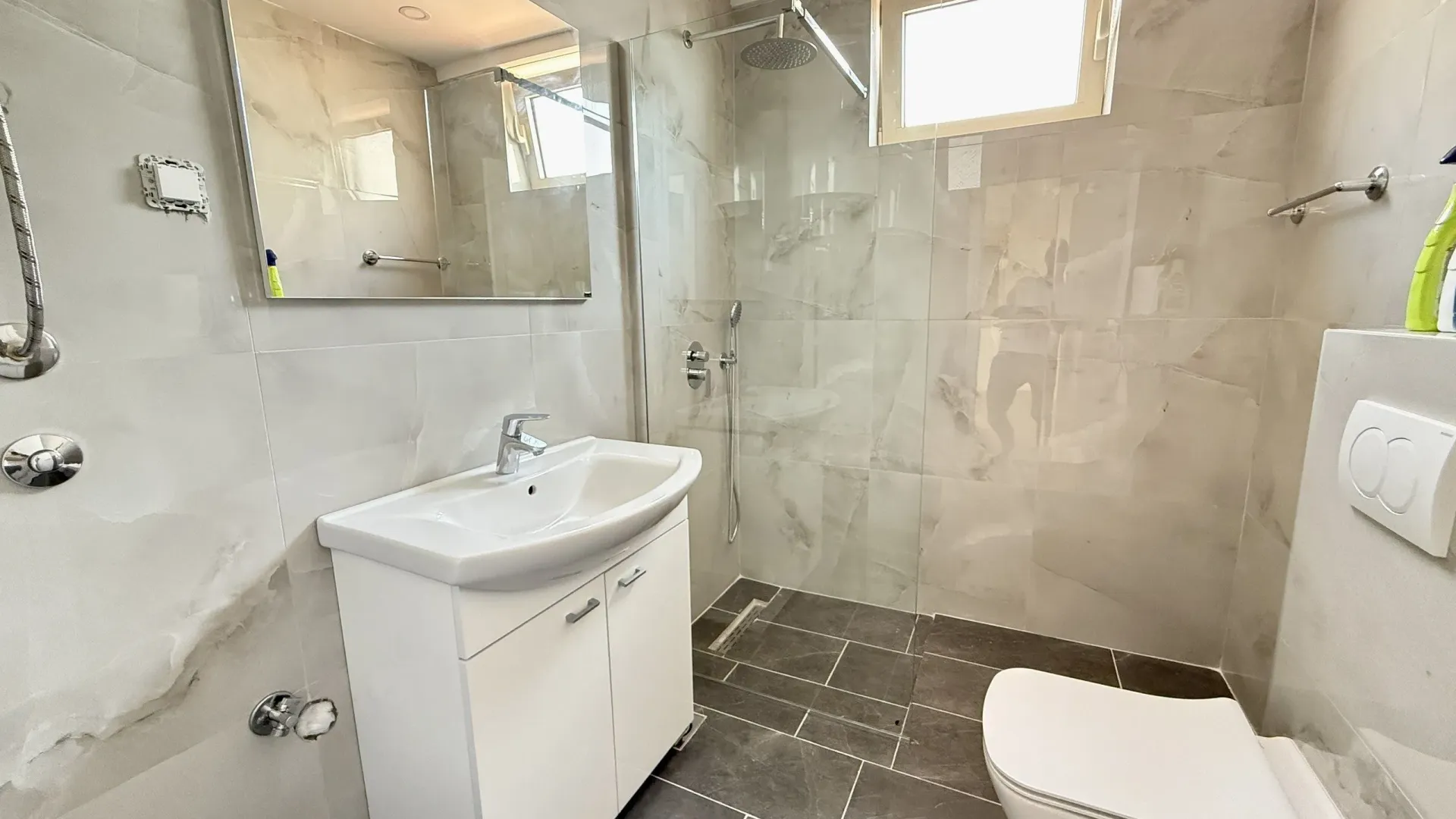 Prodaja, jednosoban stan, 58m², Bar, Crna Gora