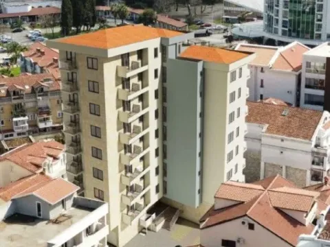 Prodaja, jednosoban stan, 44m², Centar, Budva