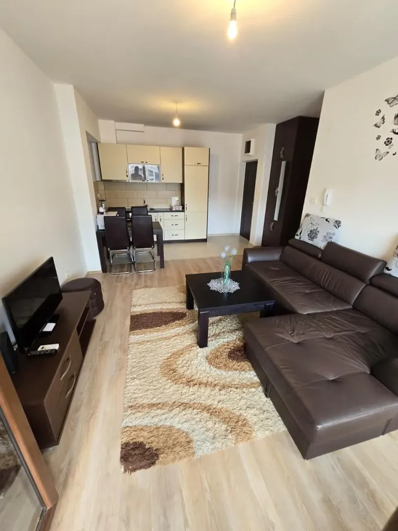 Rent, one bedroom apartment, 42m², Centar, Budva