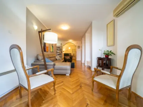 Izdavanje, trosoban stan, 120m², Gorica C, Podgorica - image 3