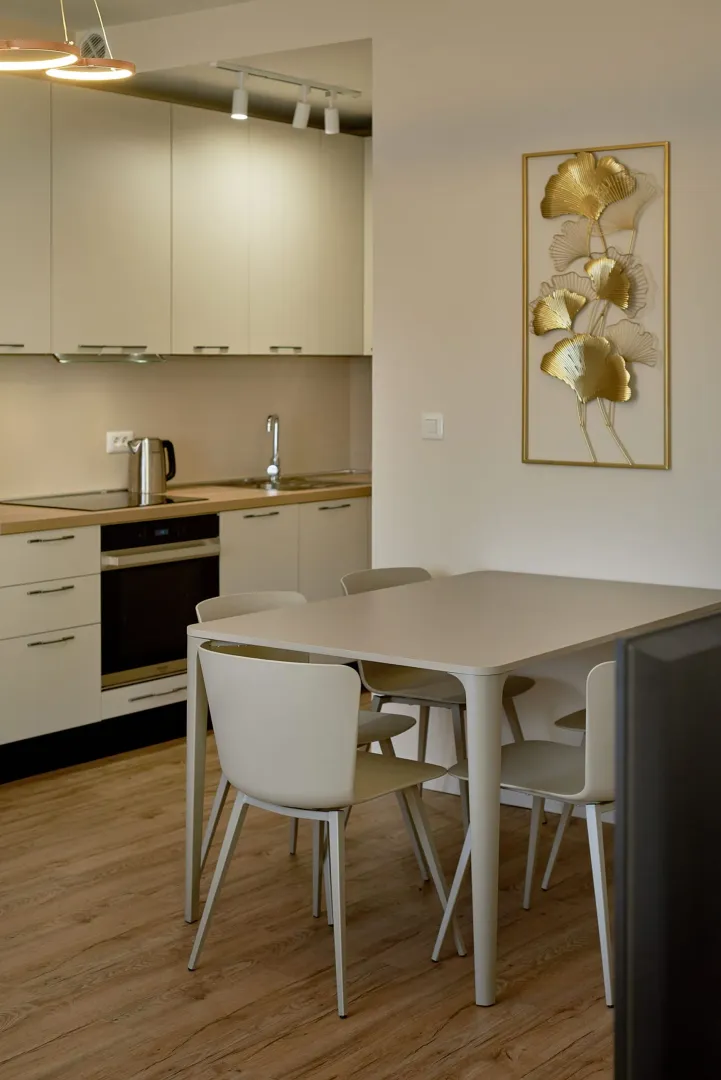 Rent, two bedroom apartment, 58m², Bečići, Budva