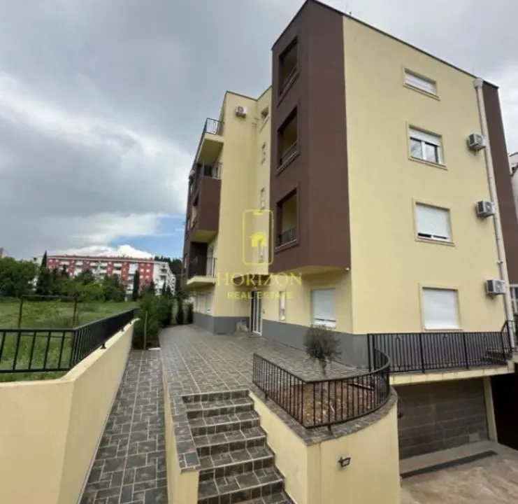 Prodaja, dvosoban stan, 68m², Ljubović, Podgorica