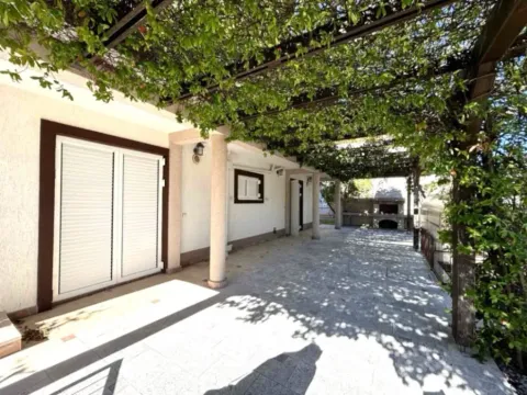 Sale, house, 295m², Radovići, Tivat - image 8