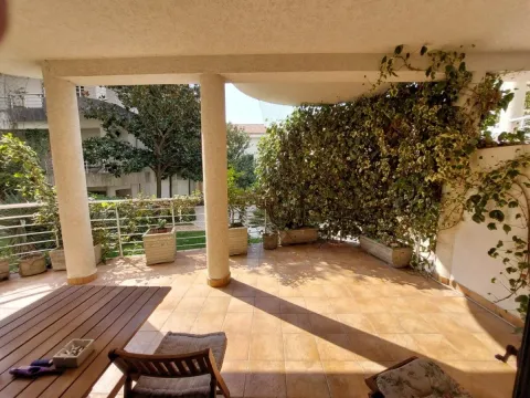 Prodaja, stan, 142m², Risan, Kotor - image 17