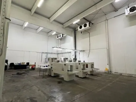 Rent, office space, 3200m², Šimanovci, Pećinci - image 12