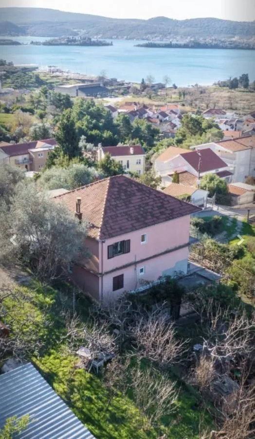 Prodaja, plac, 400m², Tivat, Crna Gora
