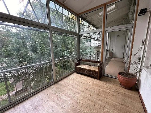 Rent, office space, 305m², Vračar, Šid