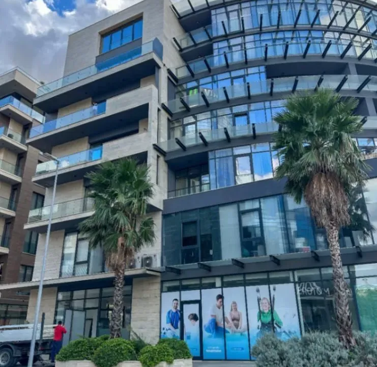 Izdavanje, jednosoban stan, 52m², Kod Capital Plaze, Podgorica