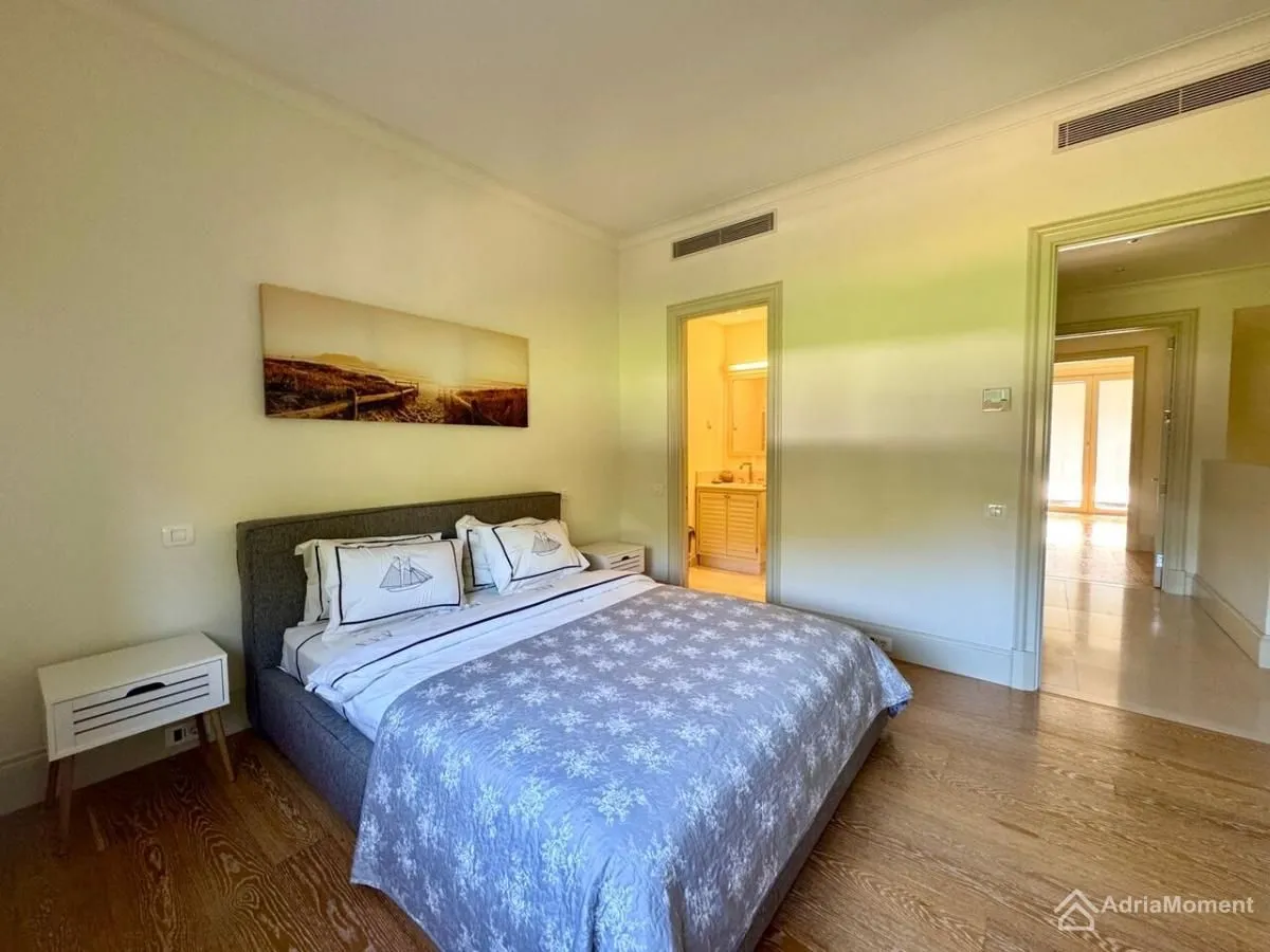 Prodaja, dvosoban stan, 115m², Porto Montenegro, Tivat