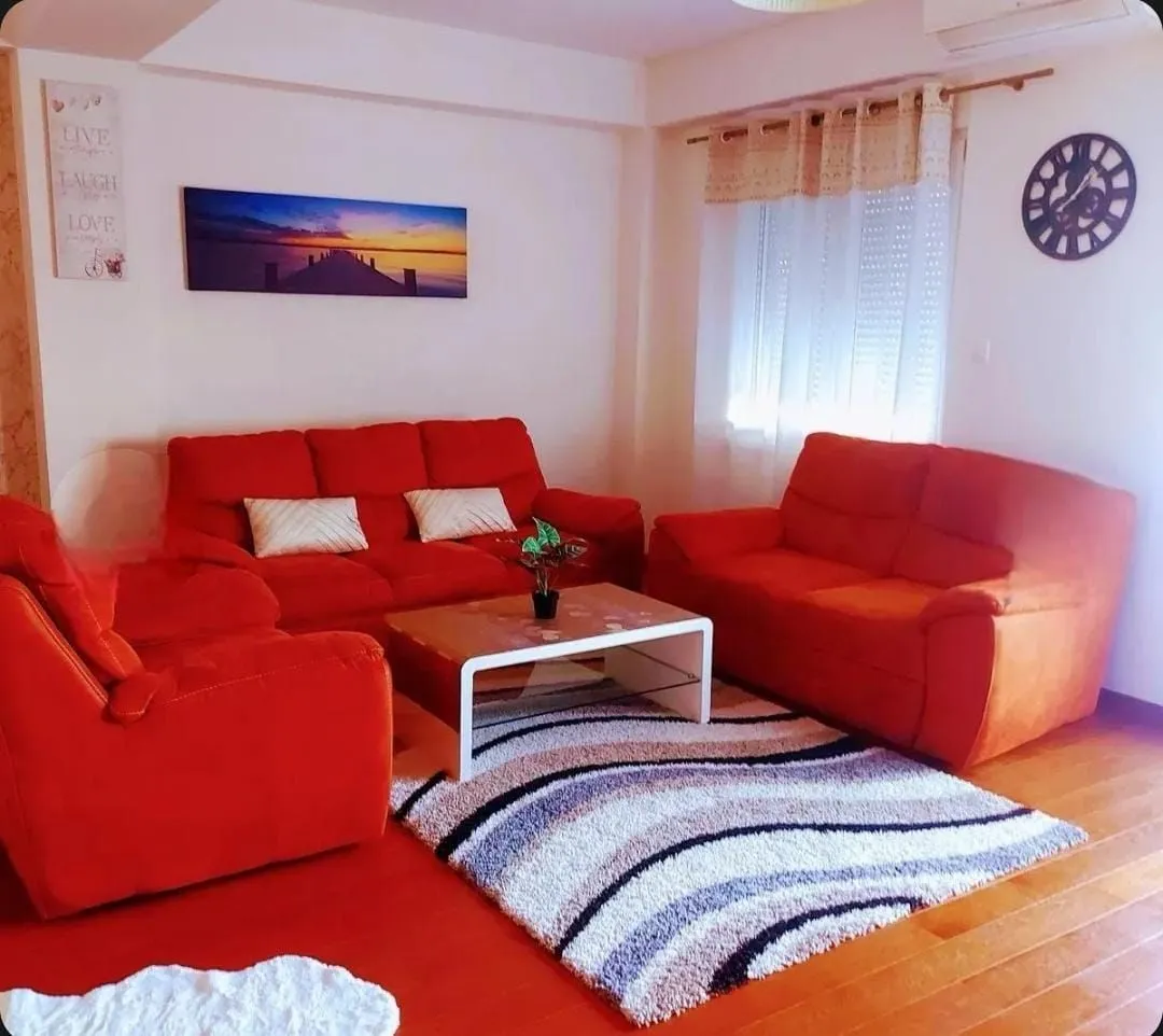 Prodaja, dvosoban stan, 65m², Ljubović, Podgorica