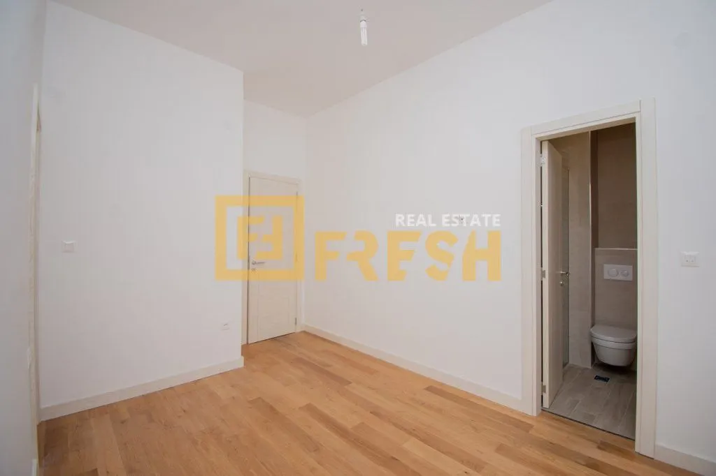Prodaja, trosoban stan, 139m², Gornja Gorica, Podgorica