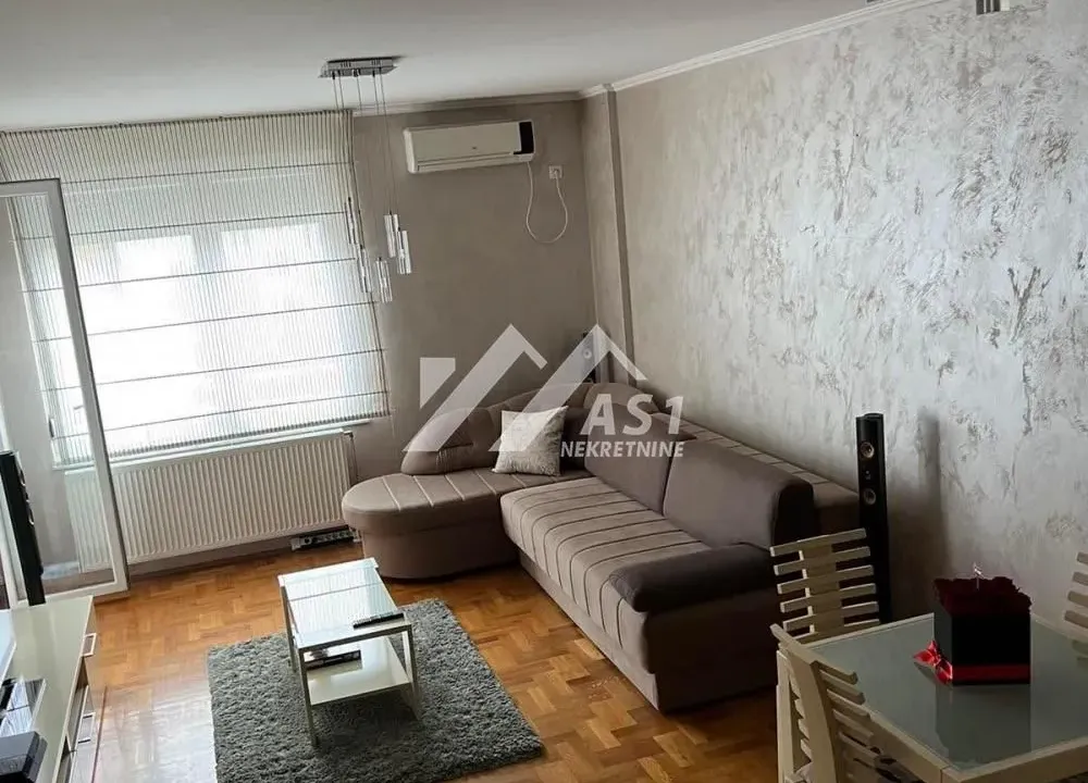 Izdavanje, jednosoban stan, 48m², Grbavica, Novi Sad Sve Podlokacije