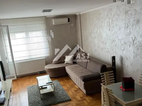 Izdavanje, jednosoban stan, 48m², Grbavica, Novi Sad Sve Podlokacije