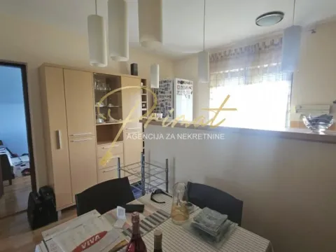 Sale, house, 254m², Palilula Sve Podlokacije, Beograd - image 5