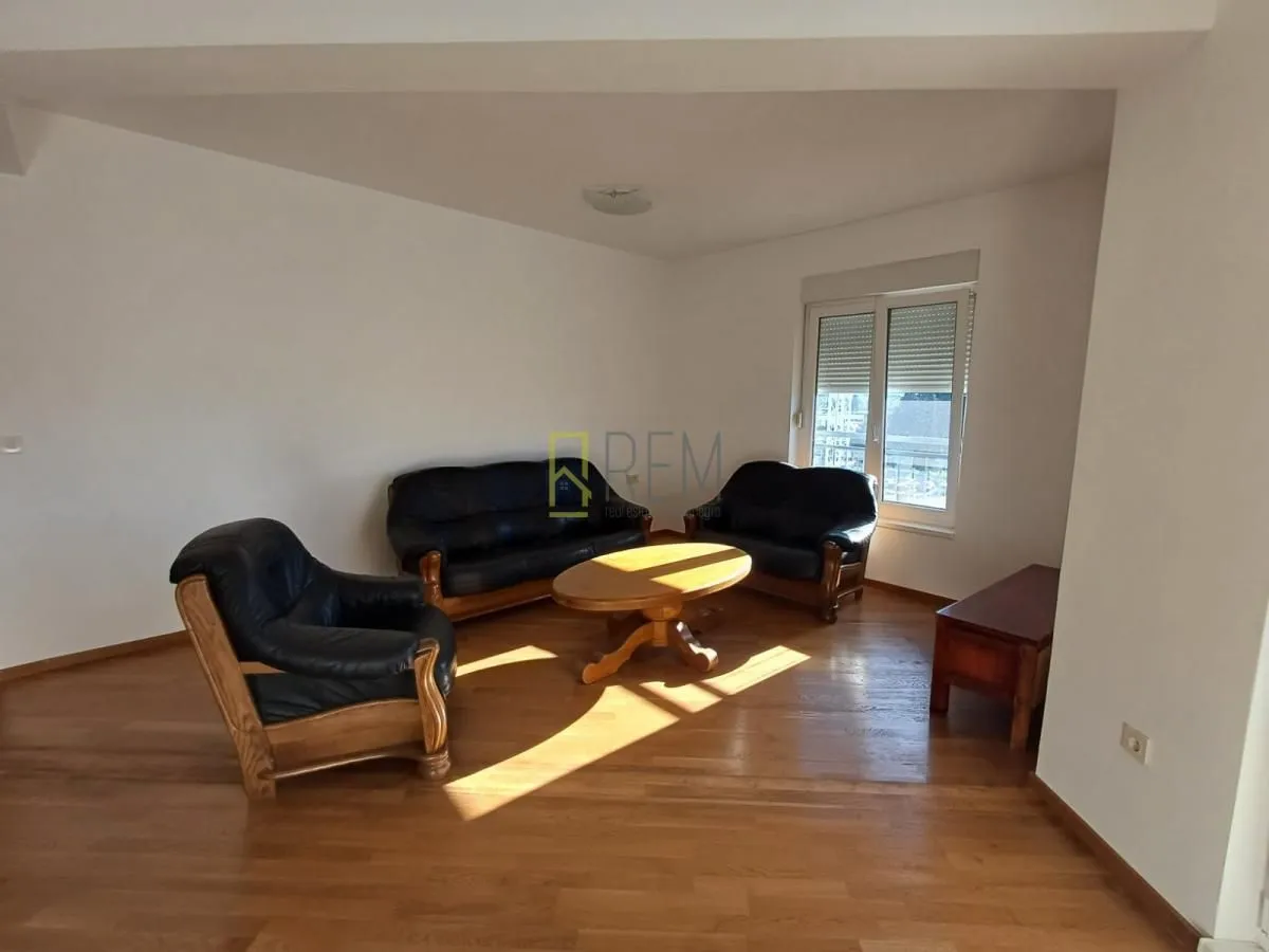 Prodaja, dvosoban stan, 88m², Zabjelo, Podgorica