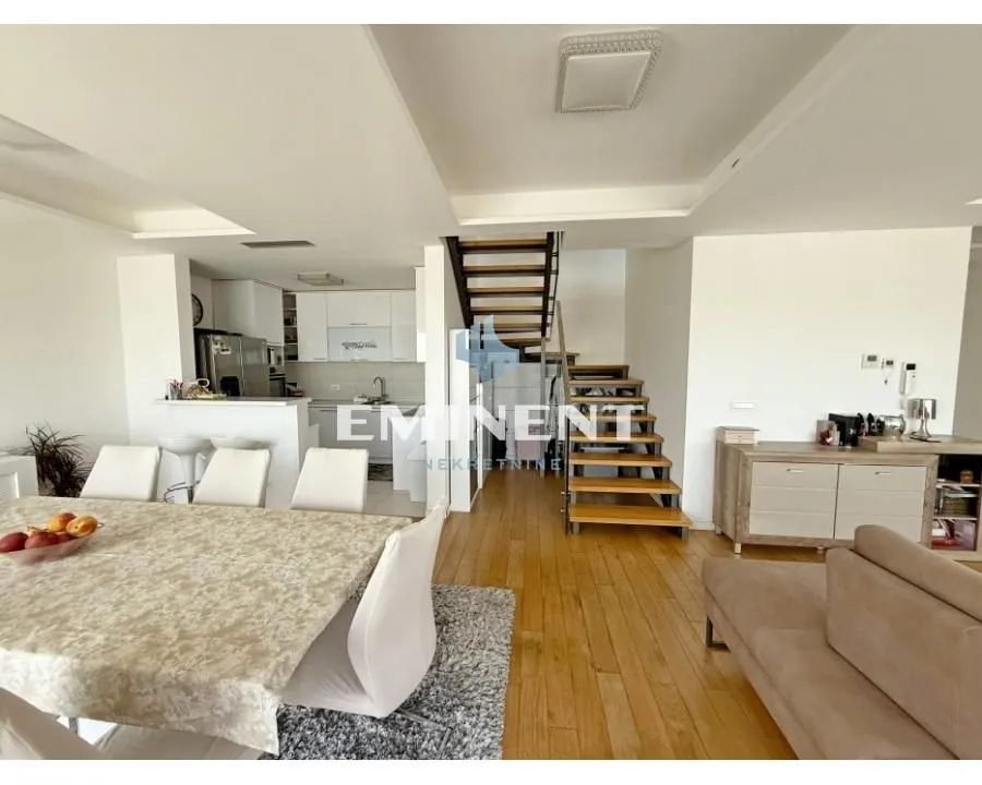 Sale, four bedroom apartment, 128m², Novi Beograd Blok 67, Novi Beograd Sve Podlokacije