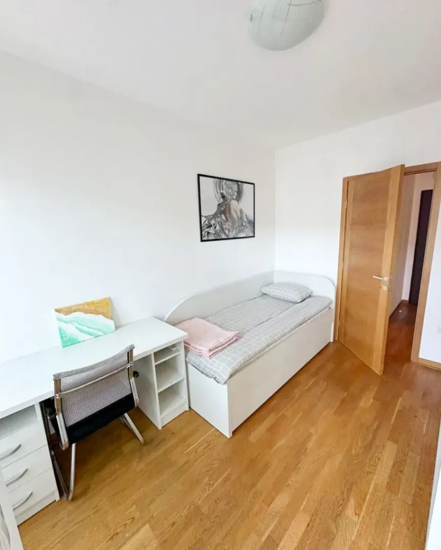 Rent, two bedroom apartment, 64m², City Kvart, Podgorica