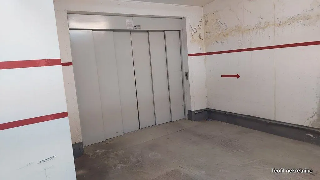 Sale, parking/garage, 14m², Vračar, Šid