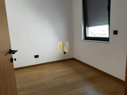 Prodaja, četvorosoban stan, 133m², Grbavica, Novi Sad Sve Podlokacije - image 10
