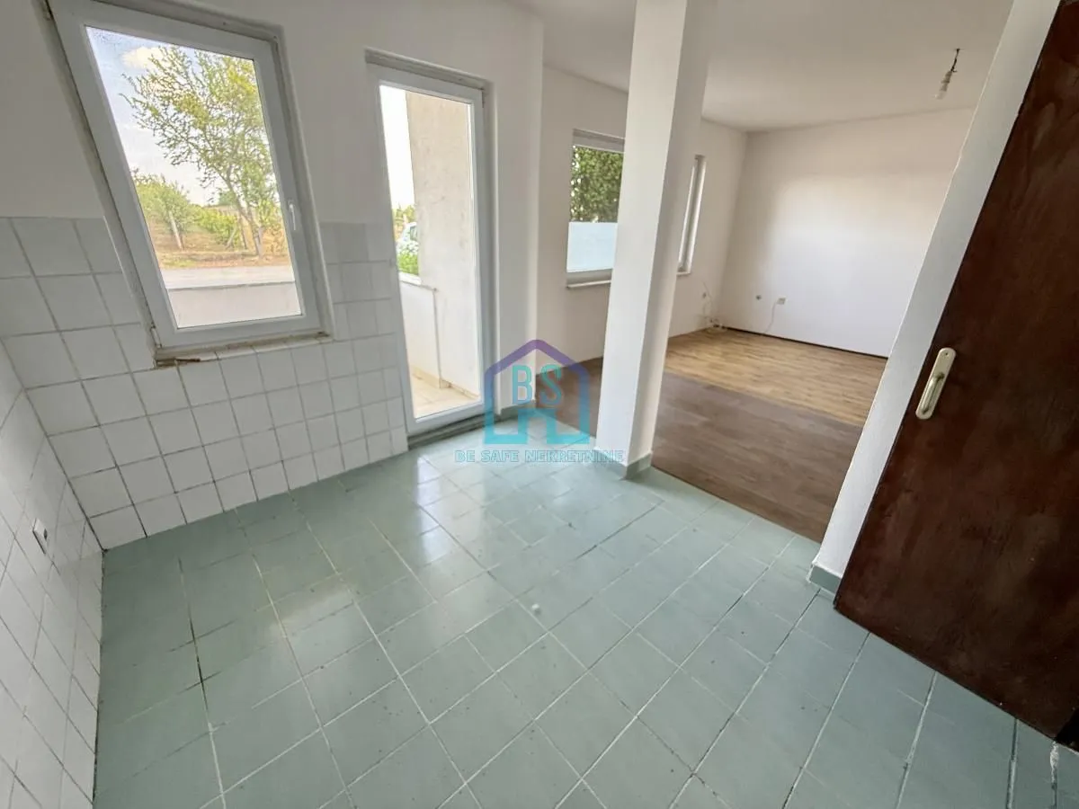 Prodaja, trosoban stan, 67m², Temerin, Novi Sad
