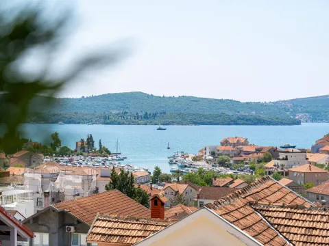 Prodaja, trosoban stan, 77m², Tivat, Crna Gora - image 12