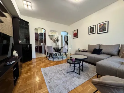 Rent, two bedroom apartment, 70m², Blok 9, Podgorica - image 4