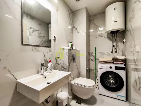 Izdavanje, dvosoban stan, 68m², Stara Varoš, Podgorica - image 15