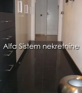Izdavanje, trosoban stan, 84m², Vračar Hram, Vračar Sve Podlokacije - image 5