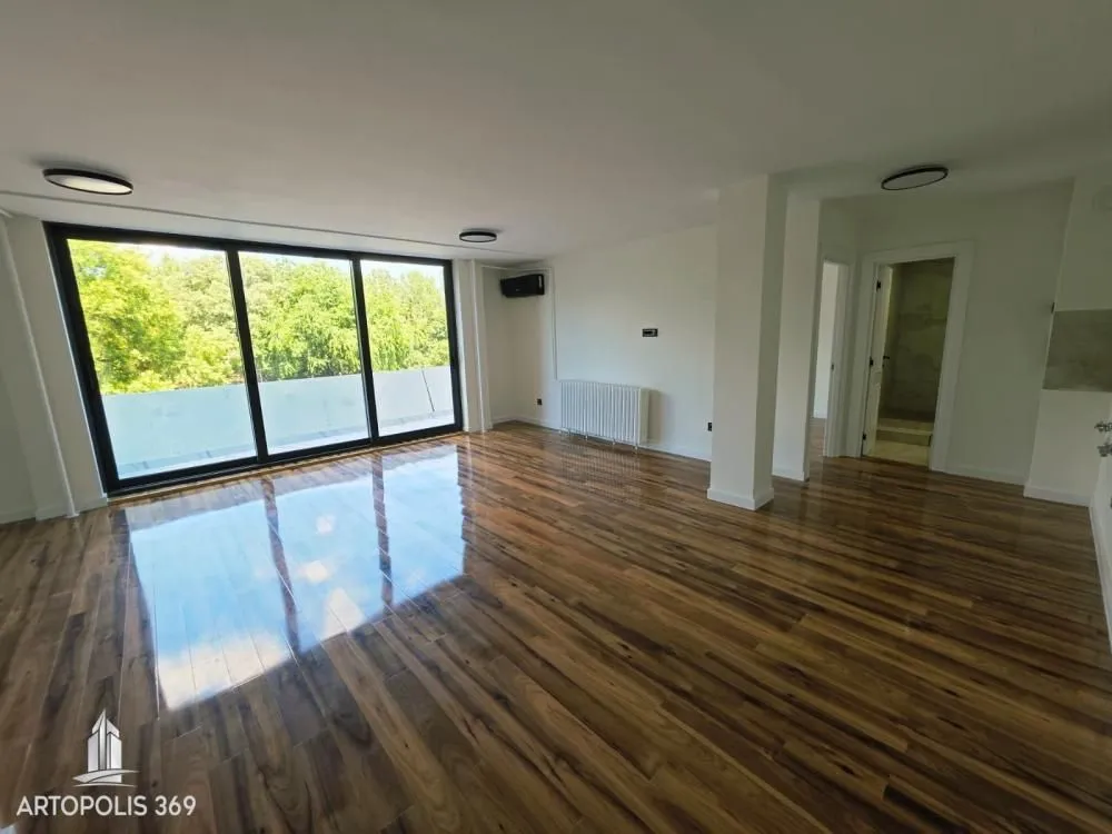 Prodaja, trosoban stan, 80m², Novi Beograd Blok 28, Novi Beograd Sve Podlokacije