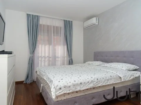Rent, two bedroom apartment, 75m², Master Kvart, Podgorica - image 6