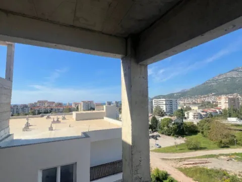 Prodaja, jednosoban stan, 41m², Makedonsko naselje, Bar - image 2