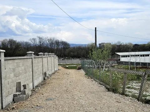 Zemljište in Bandići