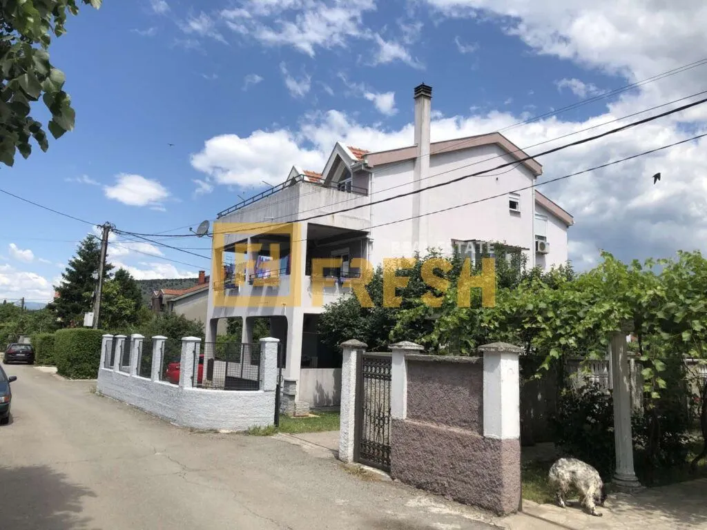 Izdavanje, dvosoban stan, 115m², Tološi, Podgorica