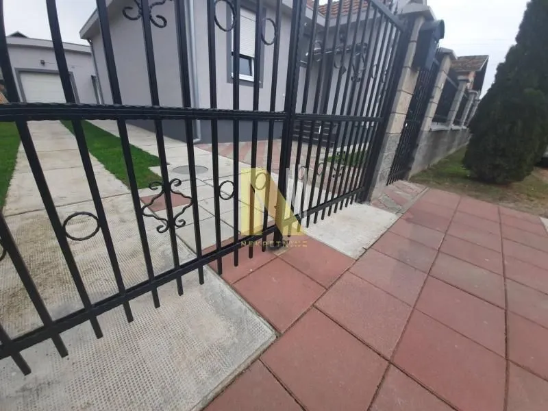 Sale, house, 157m², Sajlovo, Novi Sad Sve Podlokacije
