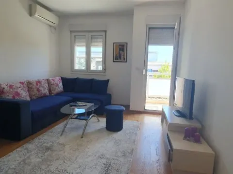 Rent, one bedroom apartment, 45m², City Kvart, Podgorica - image 8