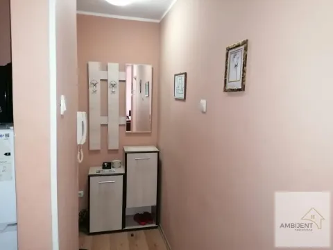 Izdavanje, trosoban stan, 65m², Savski Venac, Beograd - image 14