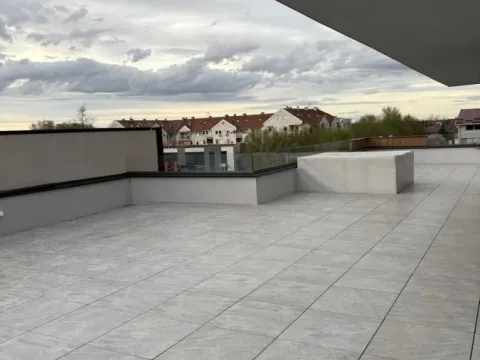 Izdavanje, poslovni prostor, 250m², Veternik, Novi Sad Sve Podlokacije - image 16