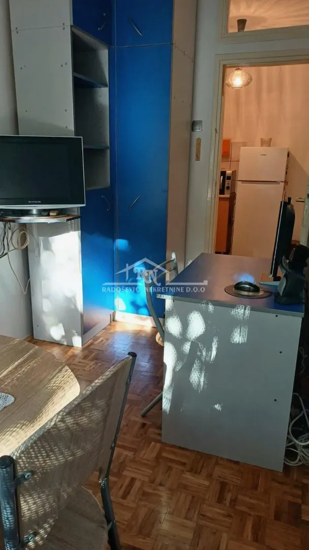 Rent, one bedroom apartment, 40m², Banovo Brdo, Beograd