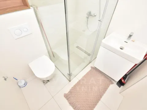 Izdavanje, dvosoban stan, 66m², Gornja Gorica, Podgorica - image 10