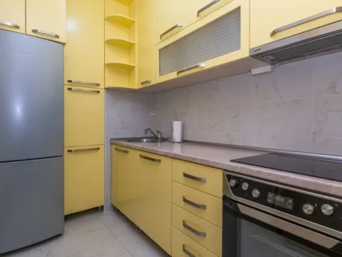 Izdavanje, garsonjera, 49m², Podgorica, Crna Gora - image 2